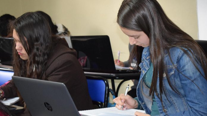 Primer periodo de postulación para la universidad inicia en enero