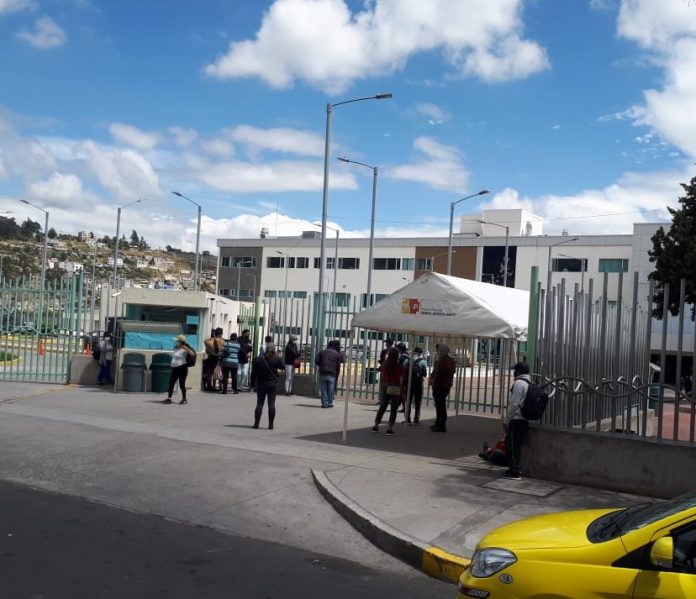 Suspenden consulta externa en el Hospital Docente Ambato