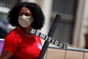 BRASIL. Mujeres parte del colectivo Mujeres por la Vida participan en una protesta contra el presidente de Brasil, Jair Bolsonaro, en el marco del Día de la Mujer, en Sao Paulo (Brasil).