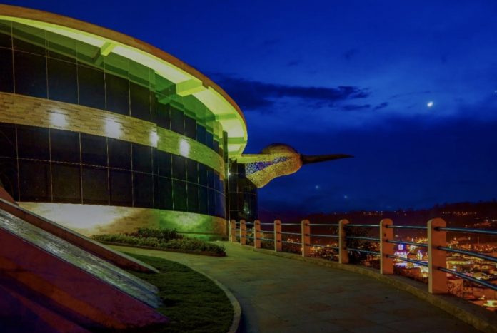 Sitio. El Kinti Wasi es un espacio dedicado al fortalecimiento cultural y social del cantón Otavalo. Sitio. El Kinti Wasi es un espacio dedicado al fortalecimiento cultural y social del cantón Otavalo.