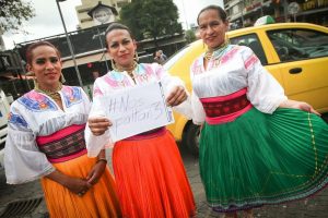 Participación. ‘Ñuca trans’ apoyando la marcha por los tres periodistas asesinados del diario El Comercio, en el año 2018. (Foto: Facebook ‘Ñuca trans’)