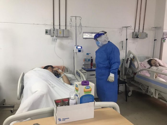 Servicio. En el IESS de Ibarra se adecuarán quirófanos para albergar a pacientes críticos con coronavirus. Servicio. En el IESS de Ibarra se adecuarán quirófanos para albergar a pacientes críticos con coronavirus.