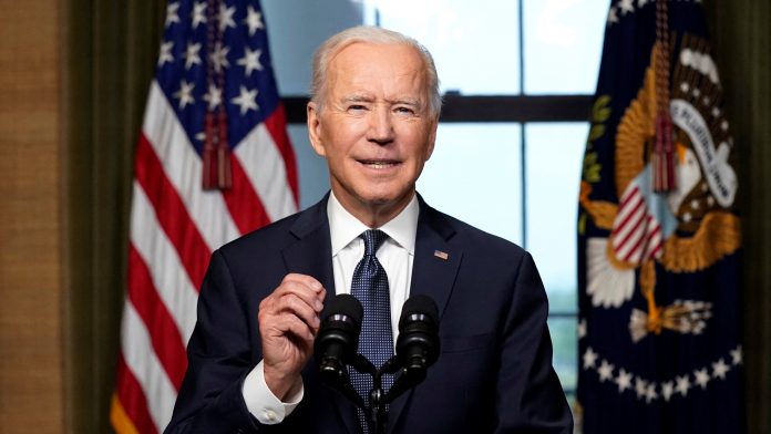 Biden defiende la salida de Afganistán porque EE.UU. cumplió