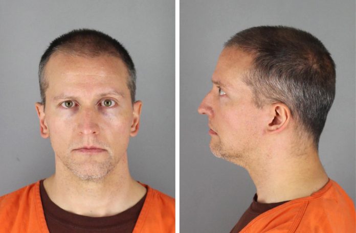 Acusado. Fotografía cedida por la Oficina del Sheriff del condado de Hennepin que muestra al exagente de policía Derek Chauvin, el 12 de junio de 2020. (EFE) Acusado. Fotografía cedida por la Oficina del Sheriff del condado de Hennepin que muestra al exagente de policía Derek Chauvin, el 12 de junio de 2020. (EFE)