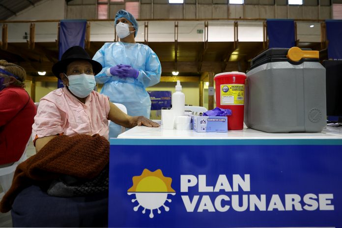 Ayuda. 7,5 millones de vacunas a América Latina, para aliviar su escasez, fue el ofrecimiento de España. Ayuda. 7,5 millones de vacunas a América Latina, para aliviar su escasez, fue el ofrecimiento de España.
