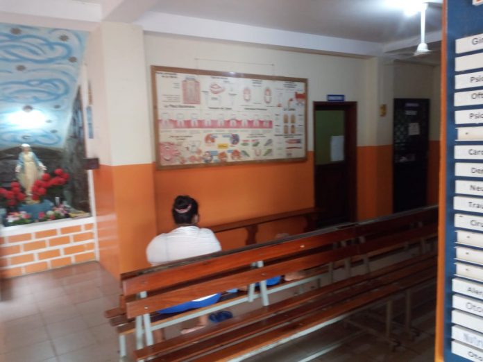 SUSPENCIÓN. Los fines de semana mientras duren las restricciones, no habrá atención en el subcentro de salud San Vicente de Paúl.