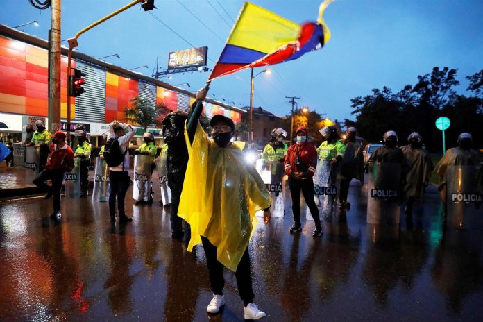 Denuncian la desaparición de 87 personas durante las protestas en Colombia