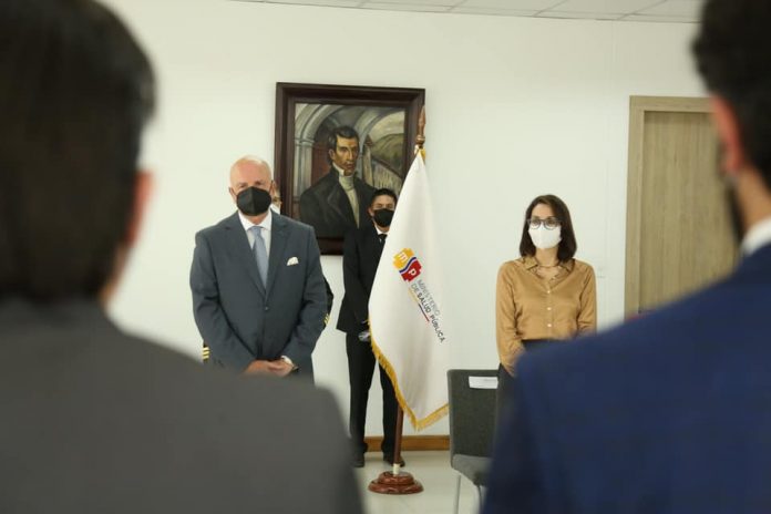 Autoridades. Alfredo Borrero, vicepresidente, y Ximena Garzón, ministra de Salud.