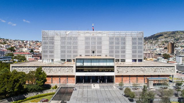 Edificio de la Asamblea Nacional, norte de Quito.