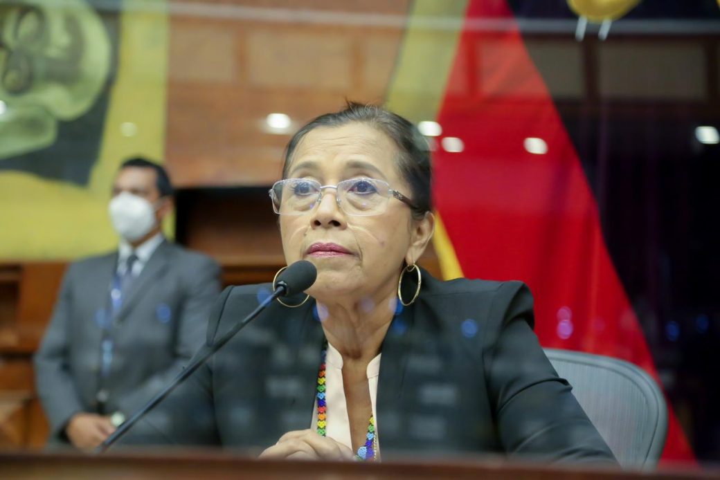 Guadalupe Llori: El CPCCS debe nombrar Contralor encargado - Vimarsana News