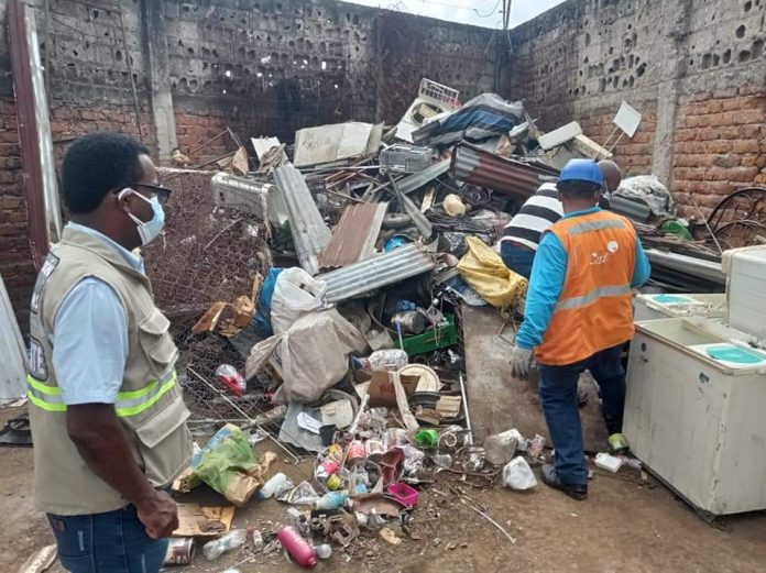 OPERATIVOS. Autoridades de control decomisaron cables de electricidad y de telecomunicaciones, de la misma manera se clausuró una de las chatarreras inspeccionadas.