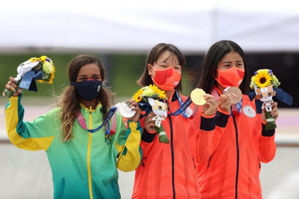 Dos adolescentes de 13 años se vuelven heroínas olímpicas