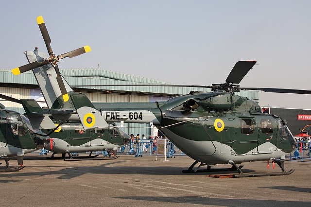 HECHO. El Gobierno anterior anunciaba la venta de los tres helicópteros Dhruv